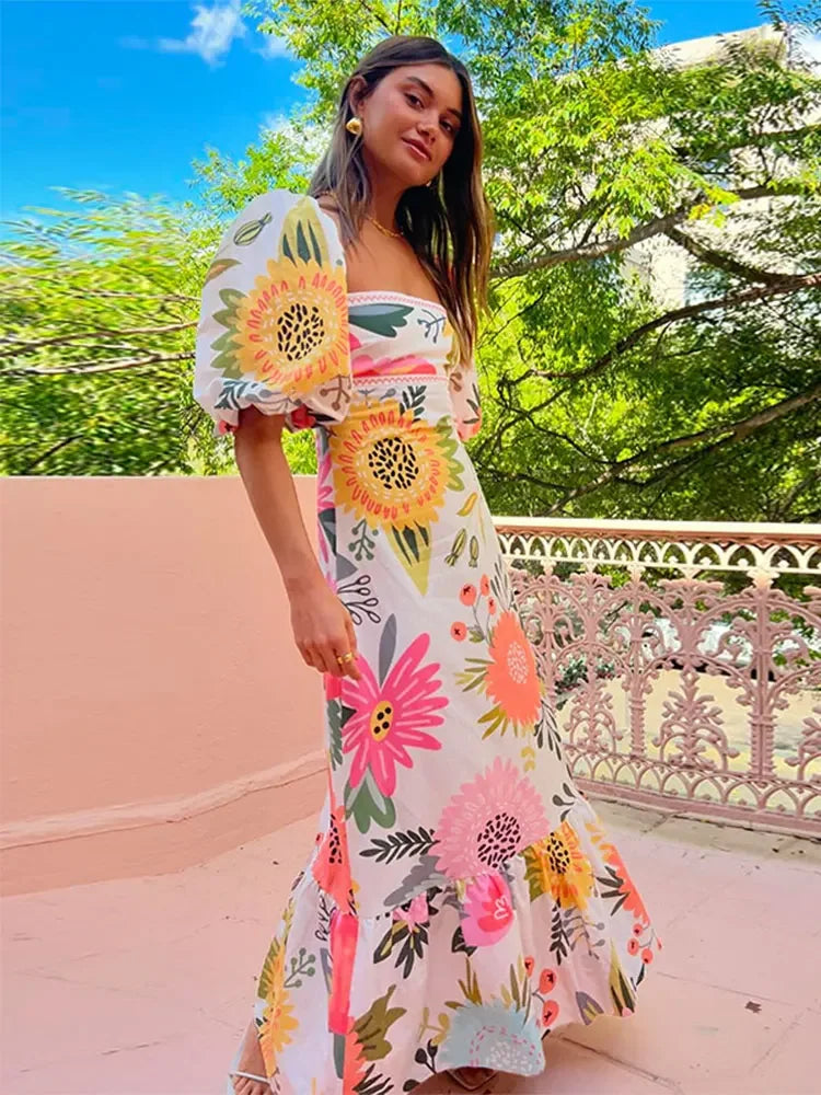 Vestido acampanado de manga acampanada