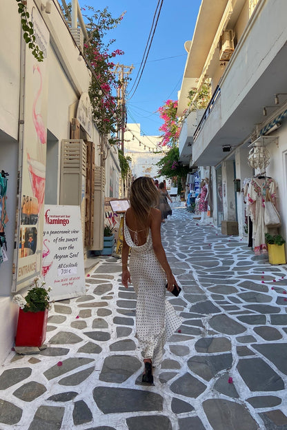 Vestido de lunares color crema